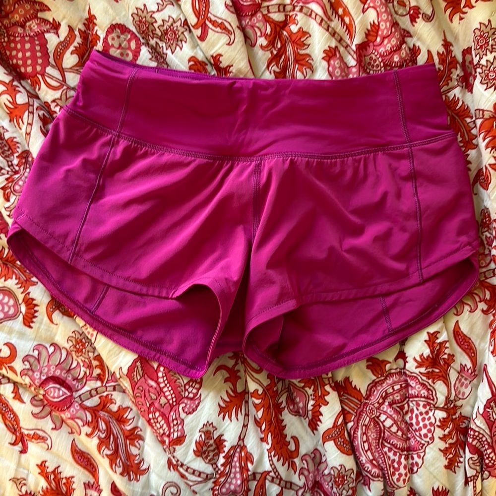 BNWOT lululemon speed up short || 2.5" ripened raspberry